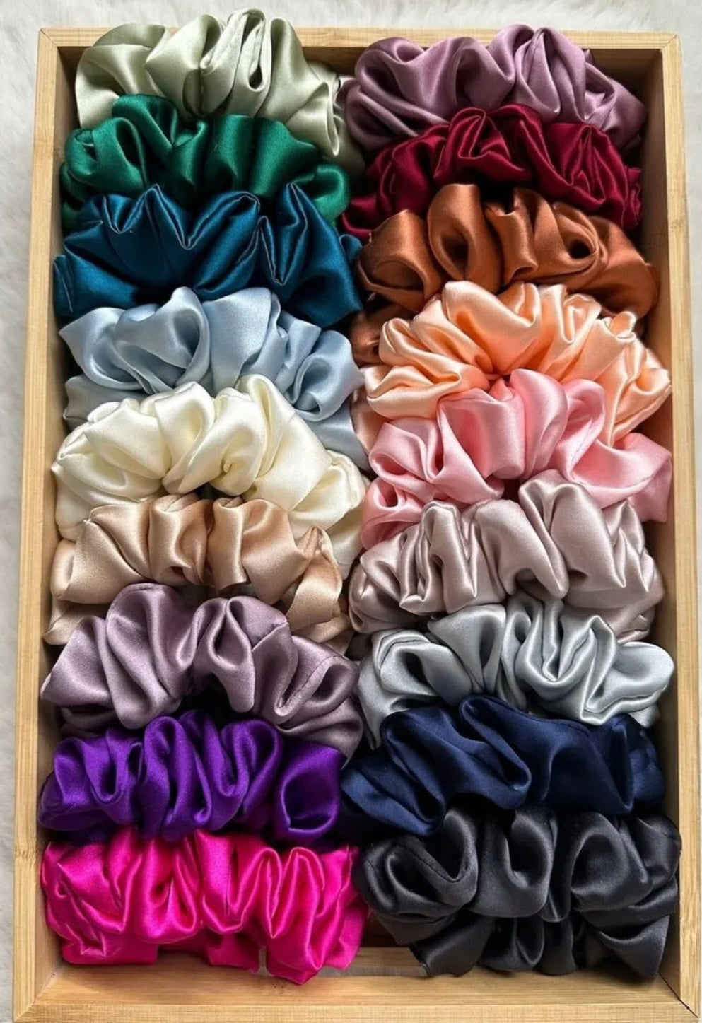 Silk hair scrunchies